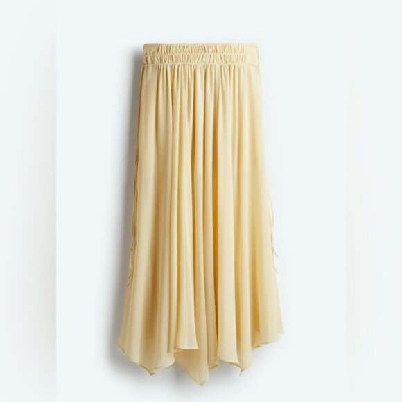 H&M S/S 2025 The STUDIO Chiffon Circle Skirt in Pale Yellow sz 2 - Picture 4 of 10